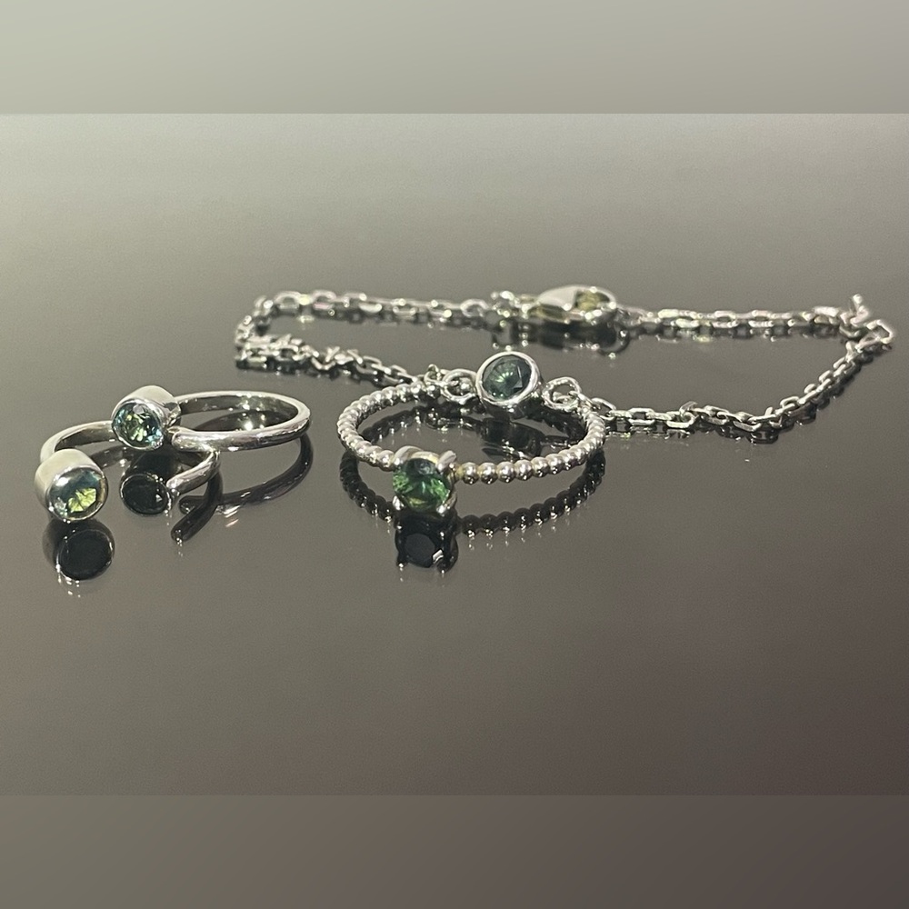 Set of silver Ring, Earings and Bracelet with Natural Sapphire